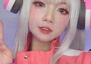 Poppa Chan眼镜cos特辑：求你别让我干嘛！图片里的眼神都有话要说
